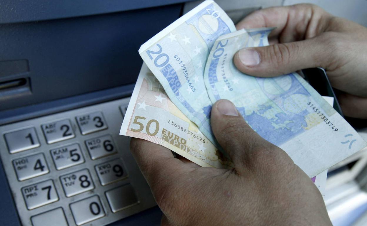 Aviso del Banco de España sobre las comisiones por ingresos en cuenta ajena.