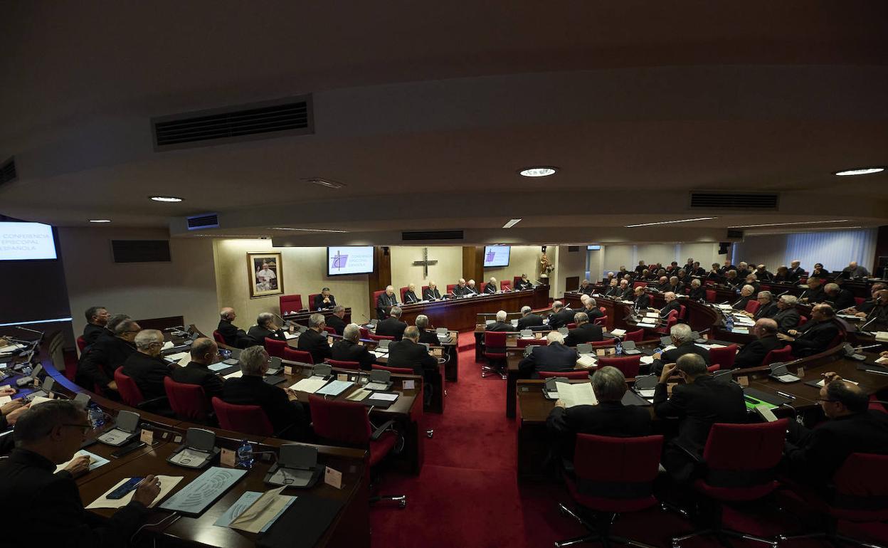 Reunión de la última asamblea plenaria de la Conferencia Episcopal. 