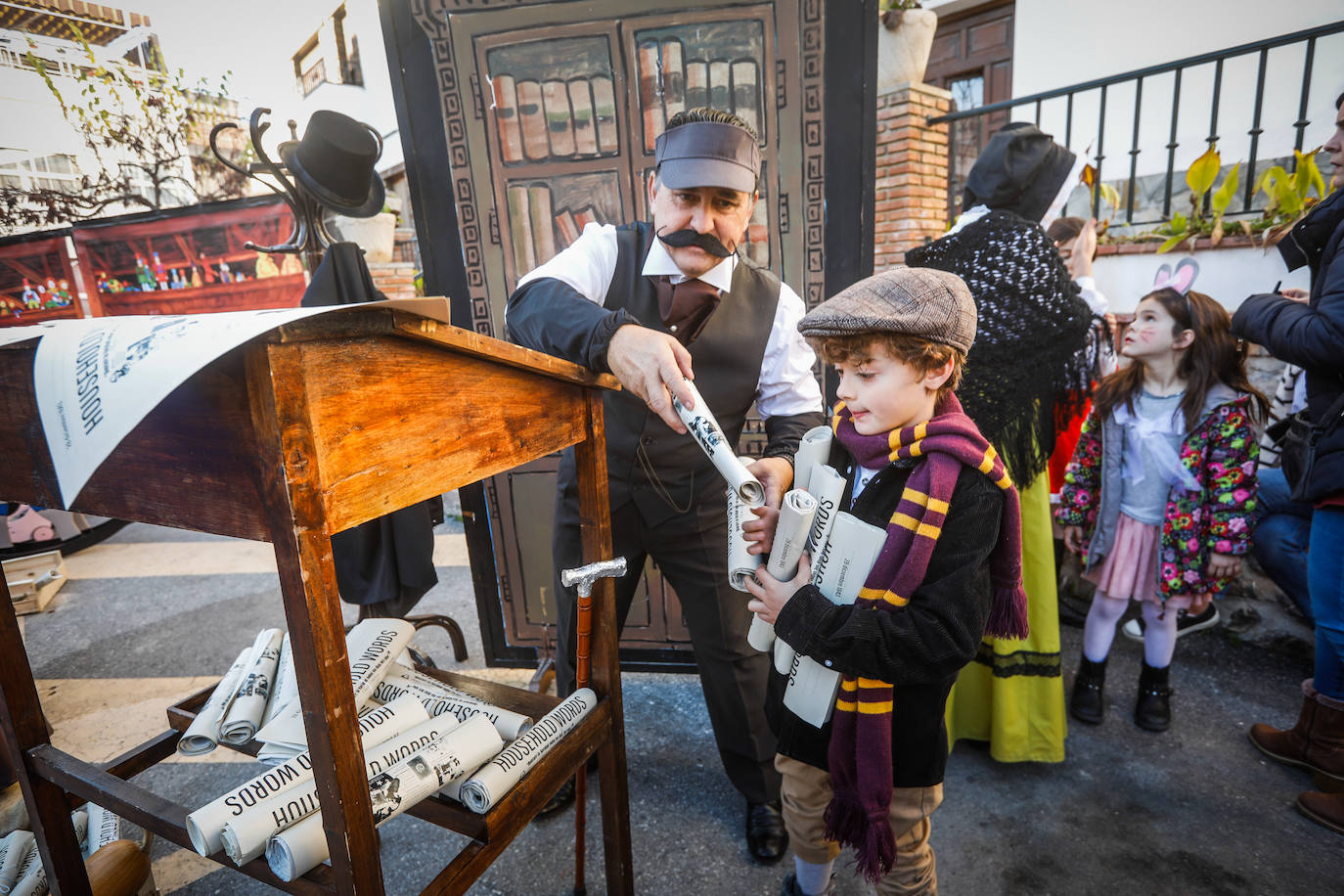 El pueblo granadino recrea una escena de la Londres victoriana a la perfección