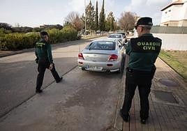 Guardia Civil donde el secuestrador dejó su coche.