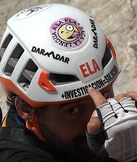 Imagen secundaria 2 - Miguel Ángel, cuando llegó al campo base del Everest el pasado mes de octubre.