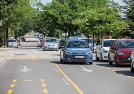 Los coches que podrán circular sin ITV ni etiqueta de la DGT en 2023.