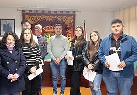 Ayudas a familias que tienen estudiantes y recién nacidos.