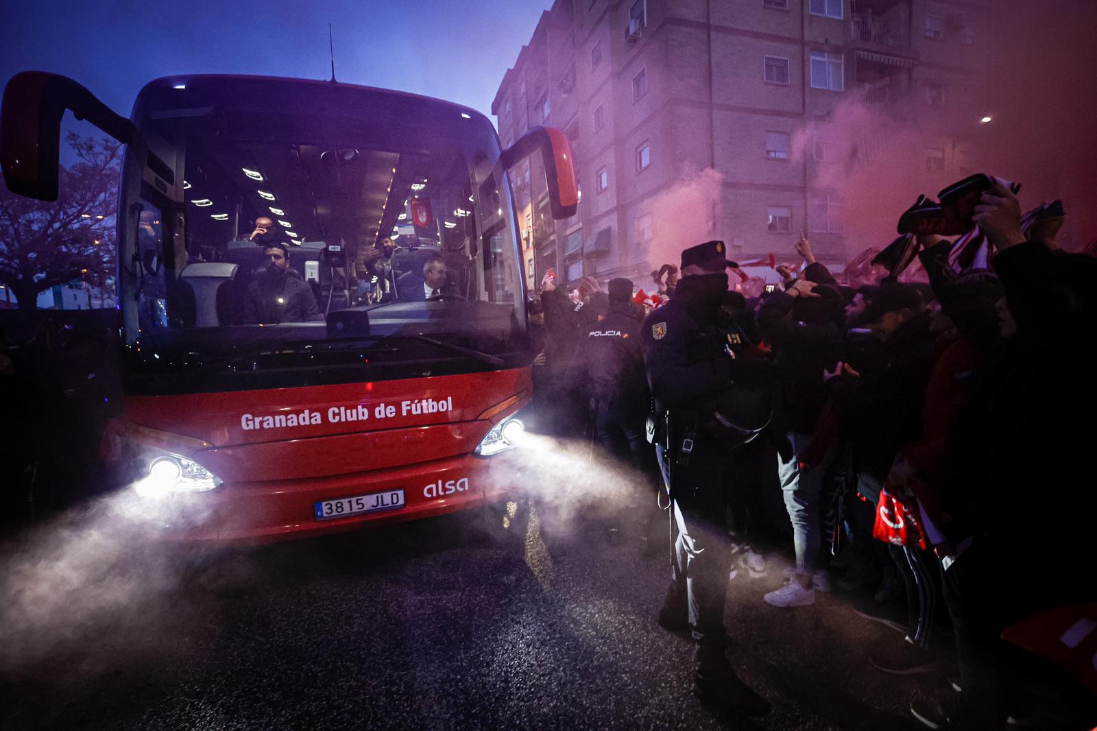 La previa del derbi andaluz entre Granada y Málaga, en imágenes