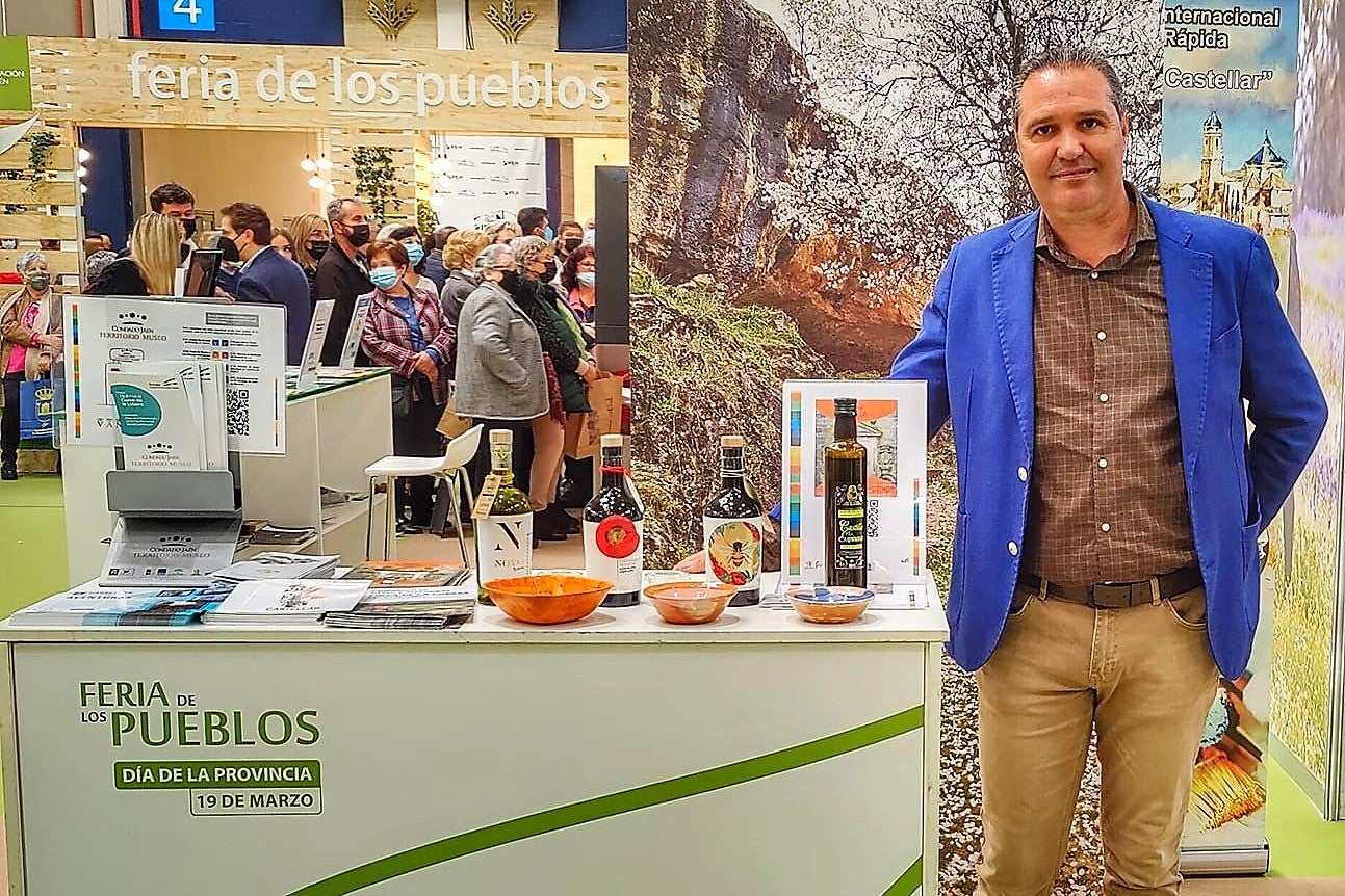 Pedro García durante una Feria de los Pueblos, en IFEJA.