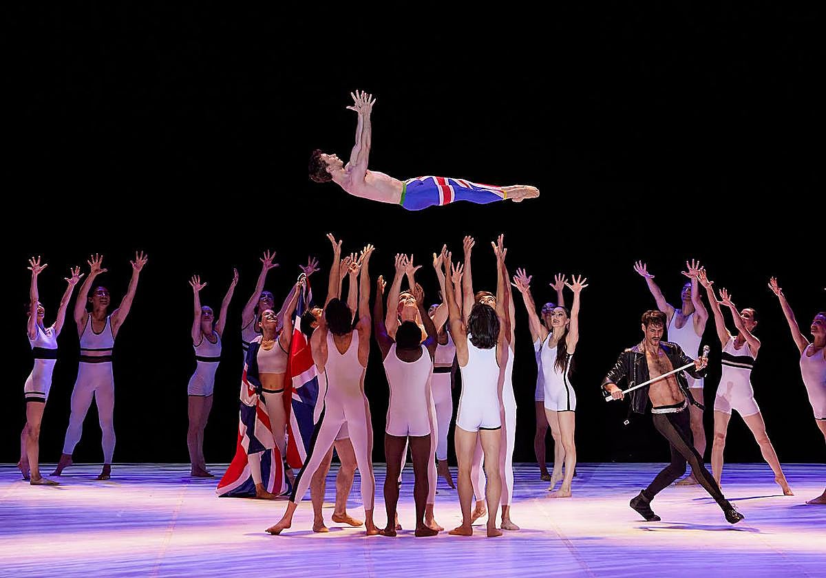 El Béjart Ballet Lausanne llega al Festival con 'Ballet for life'.