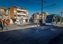 Parada de Armilla hasta donde llega el metro ahora.