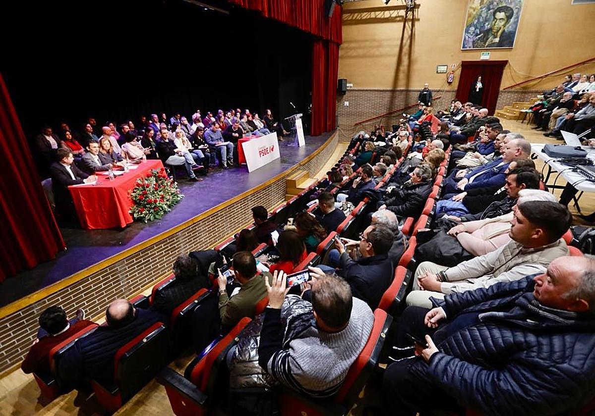 Entrena afirma que el PSOE presenta los «mejores equipos« para la provincia