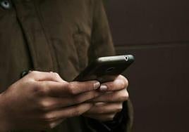 Aviso de la OCU sobre el sistema ES-Alert: así puedes activarlo en tu móvil.