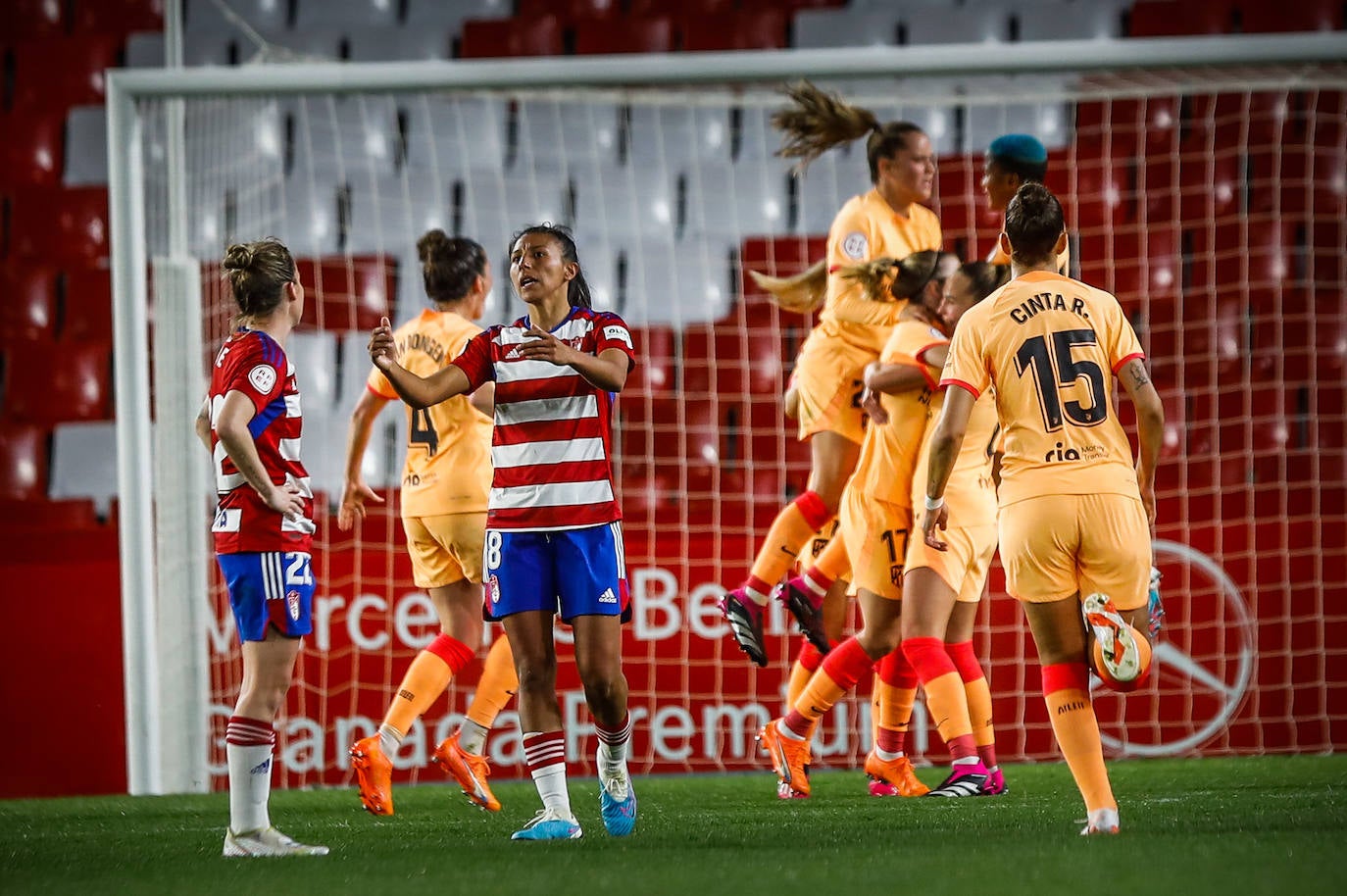 El Granada Femenino - Atlético de Madrid, a pie de campo