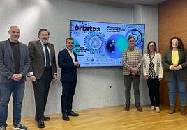 Julio Millán, Luis Jesús García-Lomas, Manuel Molina y África Colomo participaron en la presentación de Órbitas 2023.