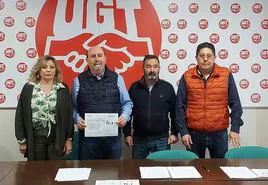 Responsables de UGT con la certificación de la Junta como primera fuerza sindical en la provincia de Jaén.