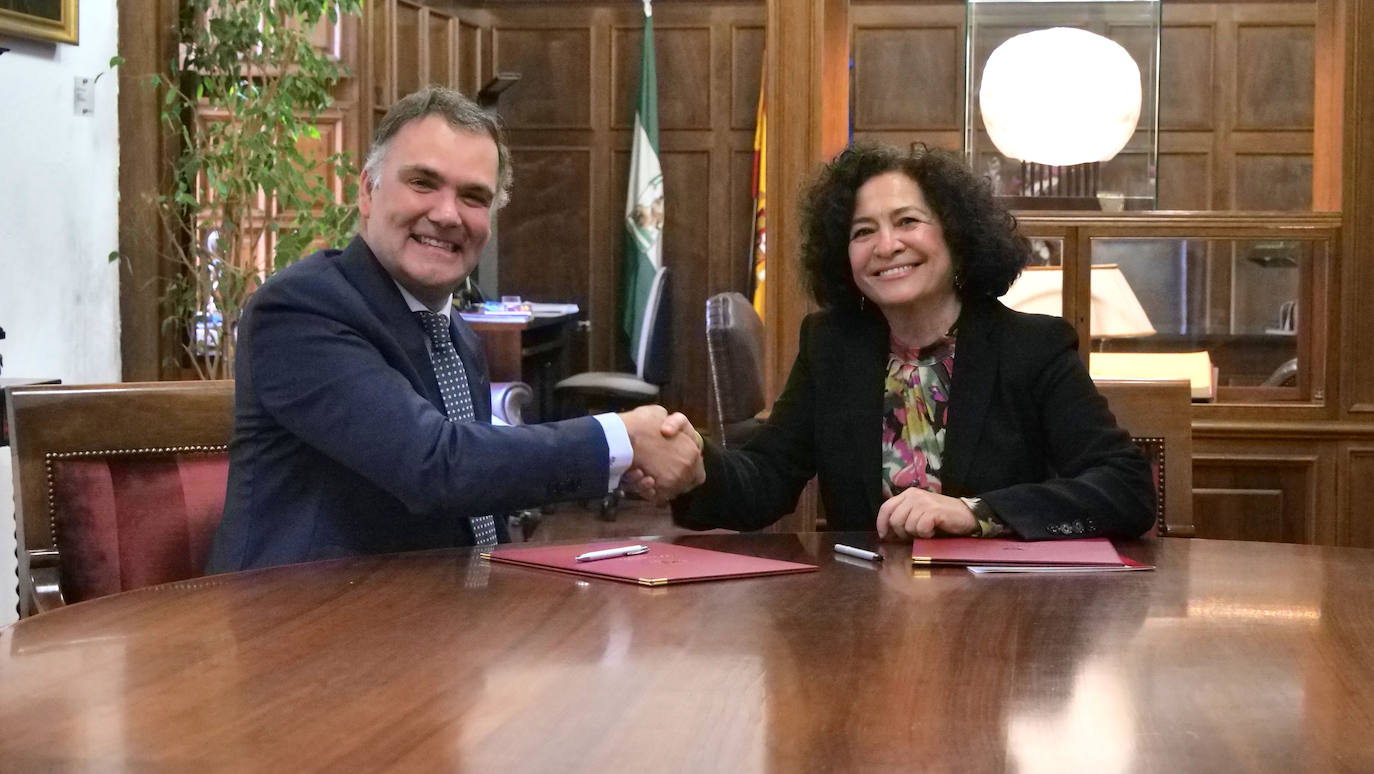 Acuerdo entre la UGR y Sierra Nevada.
