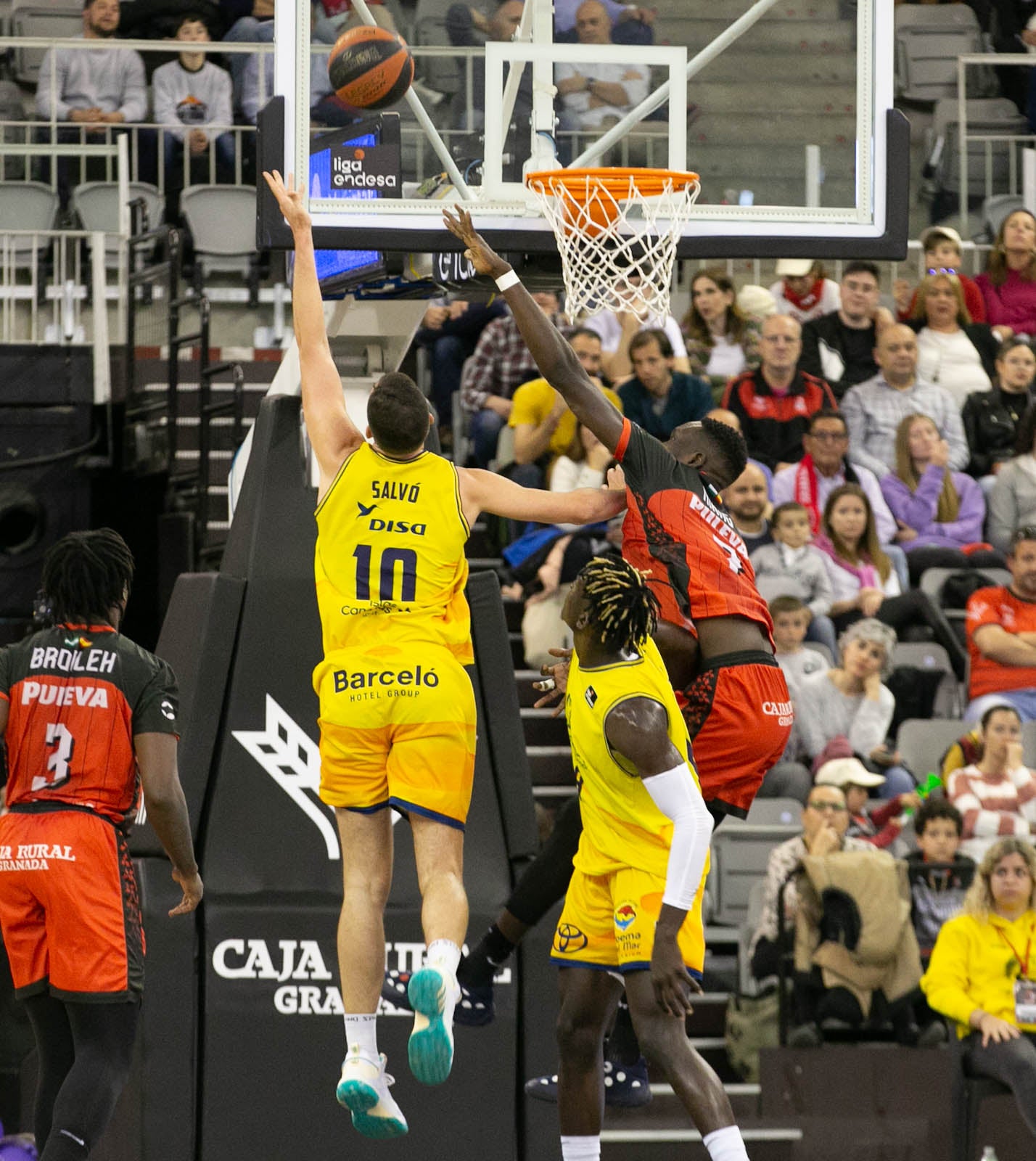 Las imágenes del Covirán Granada - Gran Canaria