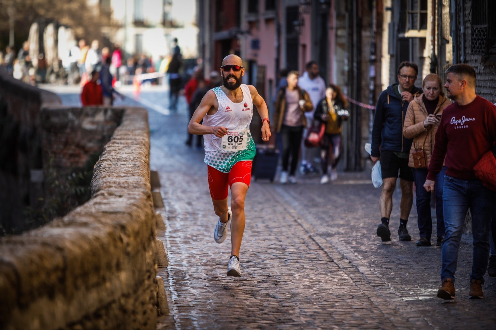 Encuéntrate en la Carrera del Ave María de Granada