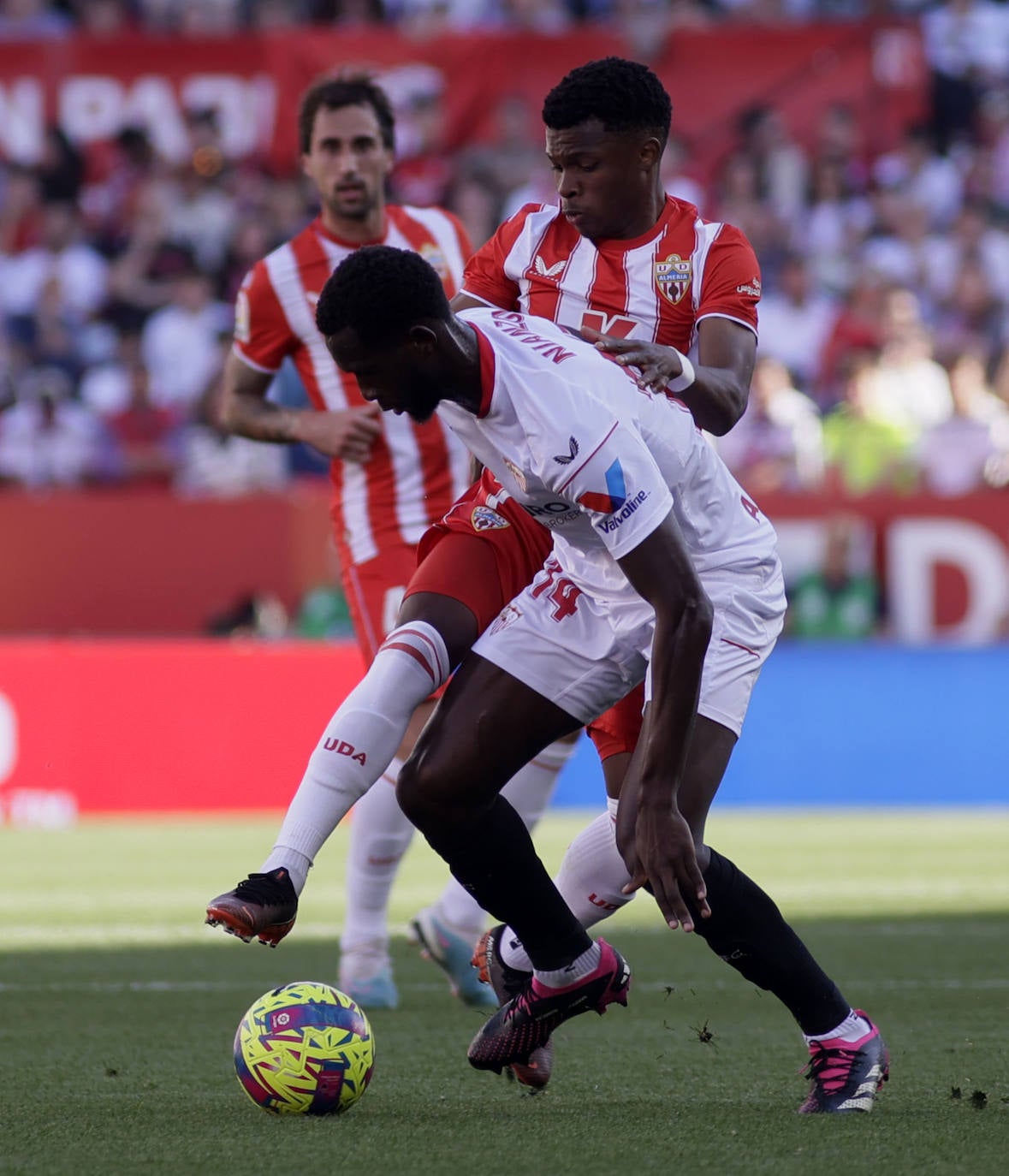 Las imágenes de la derrotas del Almería ante el Sevilla