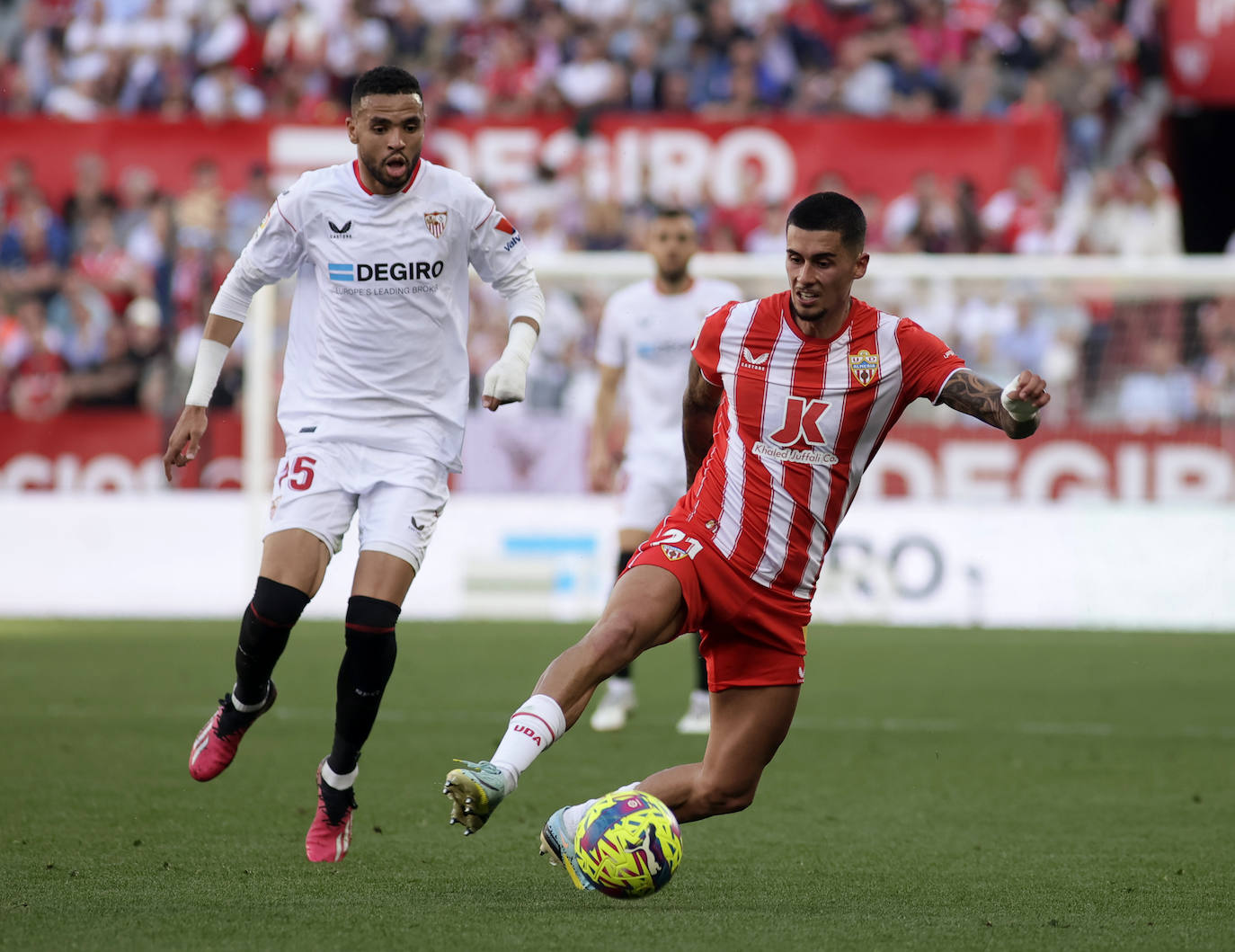 Las imágenes de la derrotas del Almería ante el Sevilla