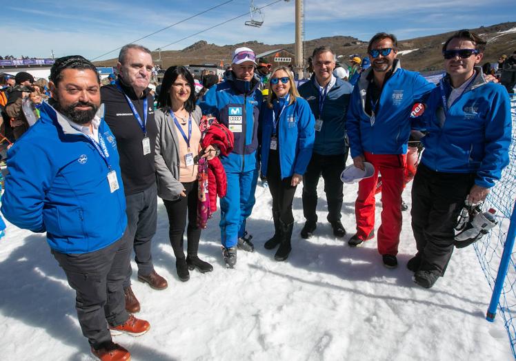 Representantes institucionales en la Copa del Mundo de Sierra Nevada.