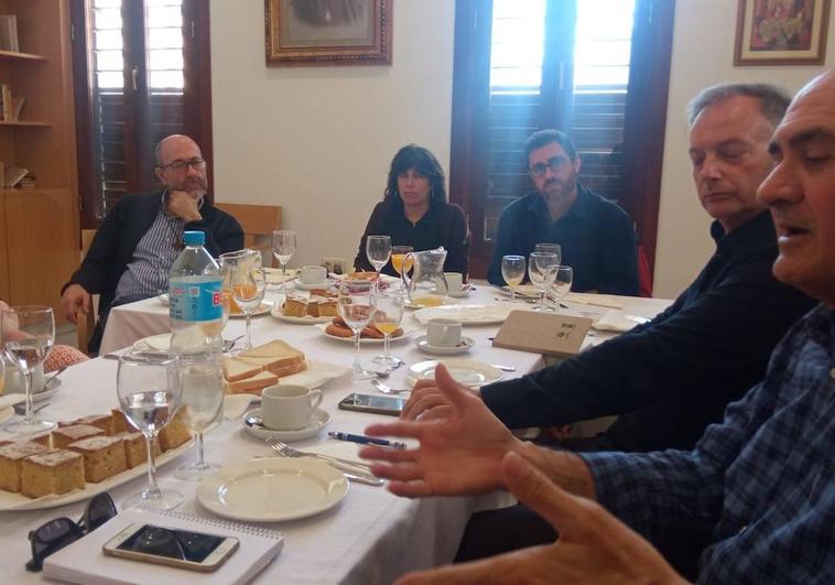 Periodistas, oenegés y discursos de odio contra los extranjeros