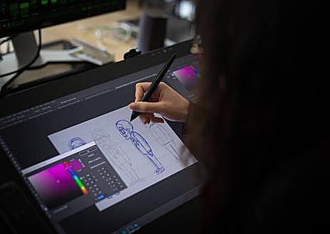 Imagen secundaria 1 - Los artistas, tarbajando. 