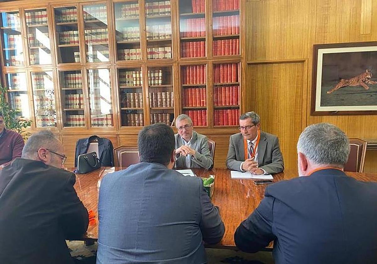 Reunión entre los empresarios y el secretario de Estado, Hugo Morán