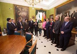 El alcalde de Granada recibe en el Ayuntamiento a los representantes de 16 países para la reunión del acelerador