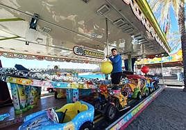 La Feria de Día y el concierto de Camela abren las fiestas de La Herradura