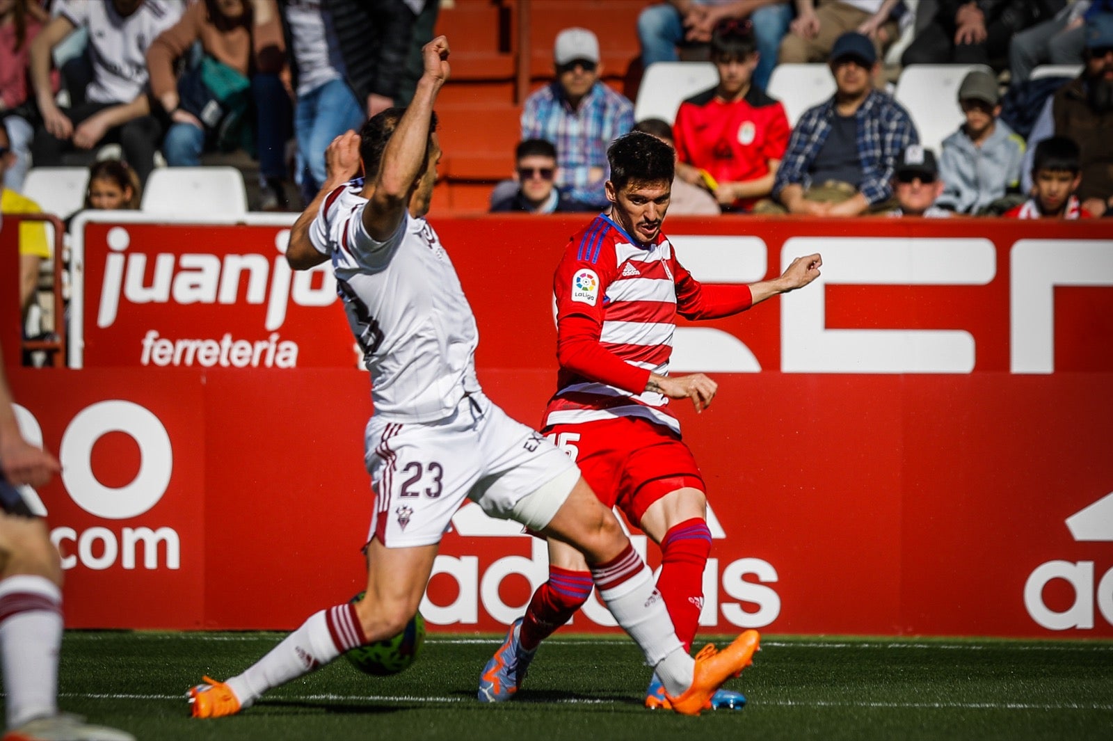 El Albacete - Granada, a pie e campo