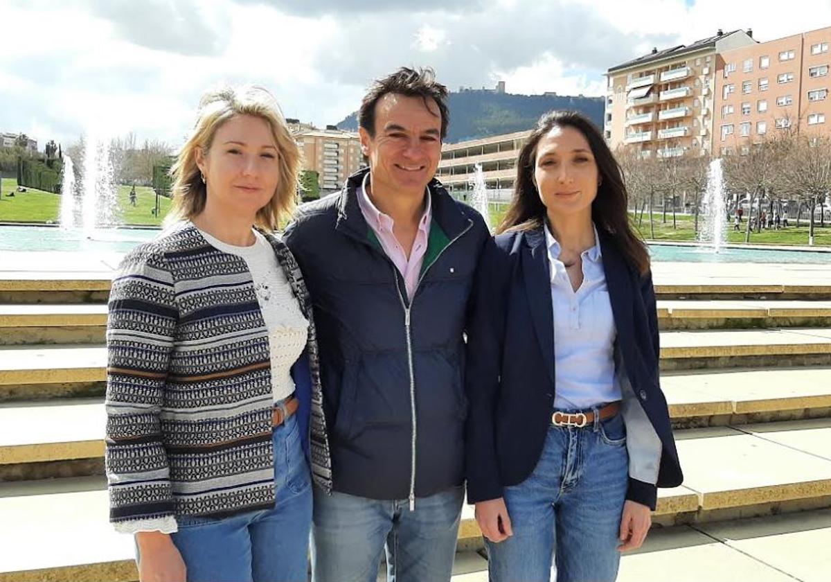 Maribel López, Agustín González y Mónica Moreno.