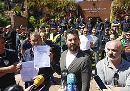 Concentración Policía Local y Bomberos de Motril.