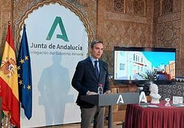 El delegado de Empleo, Amós García, presenta la programación 2023-2025 de la Escuela del Mármol.