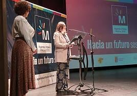 Catalina Madueño en la presentación que ha tenido lugar en Martos.