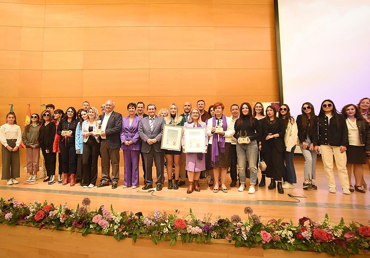 Foto de familia de los Premios por la Igualdad de Género 2023.