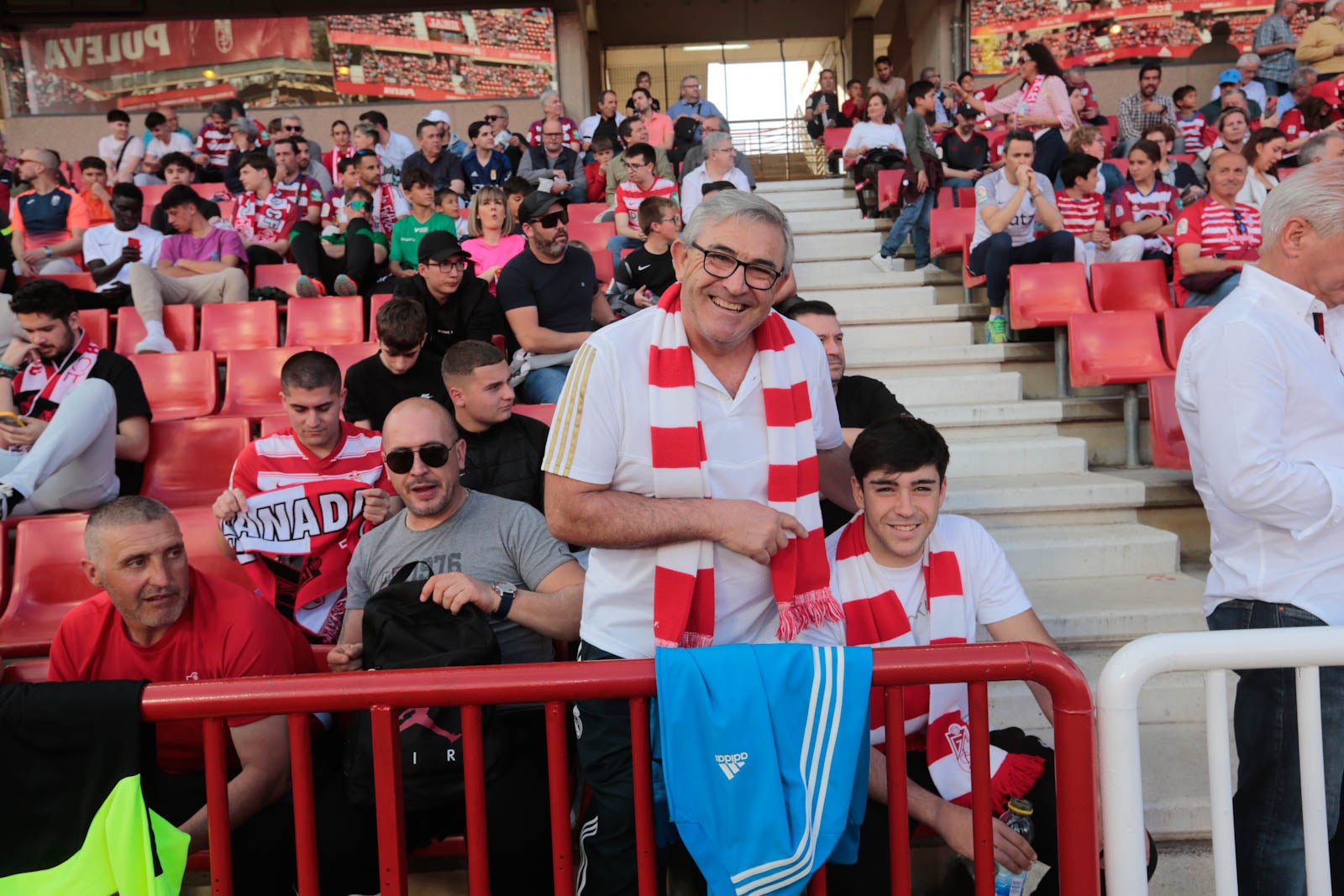 Encuéntrate en Los Cármenes en el Granada-Oviedo