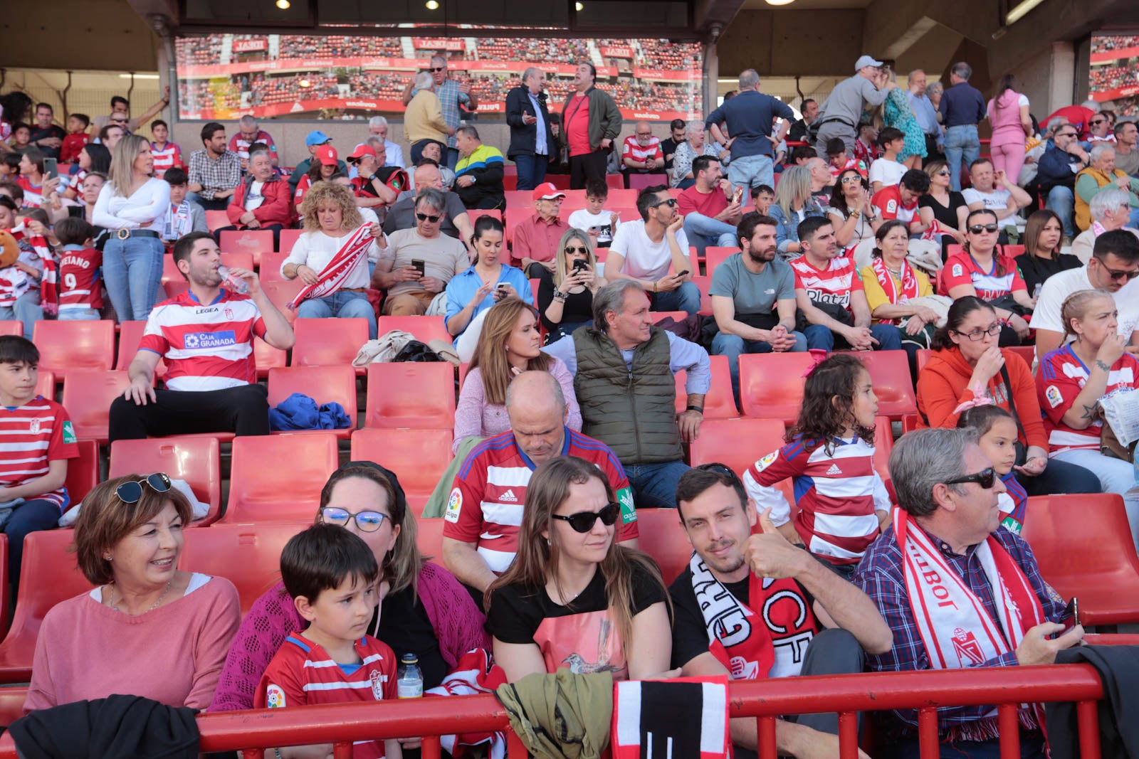 Encuéntrate en Los Cármenes en el Granada-Oviedo