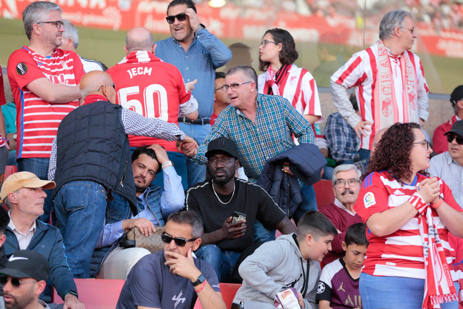 Encuéntrate en Los Cármenes en el Granada-Oviedo