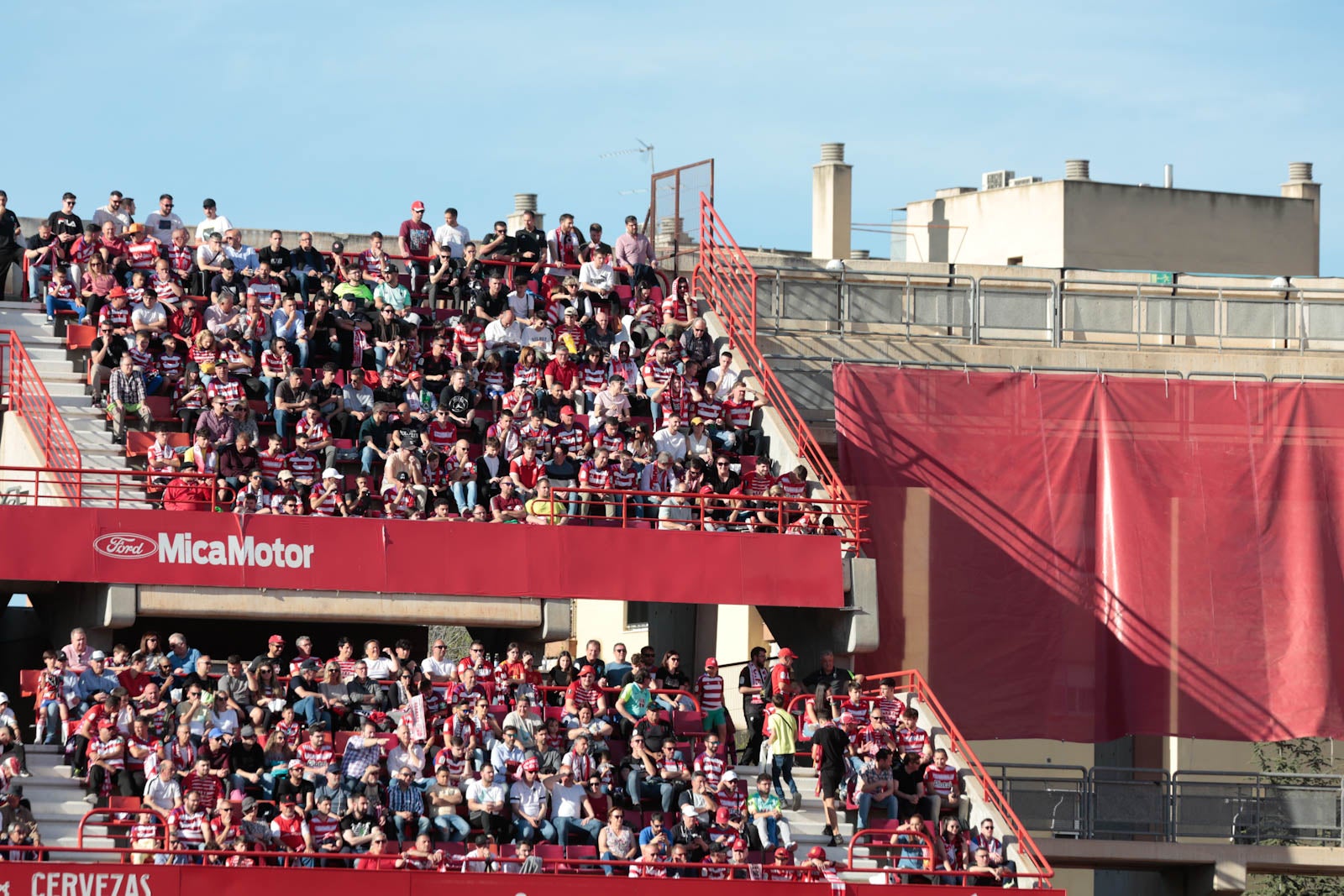 Encuéntrate en Los Cármenes en el Granada-Oviedo