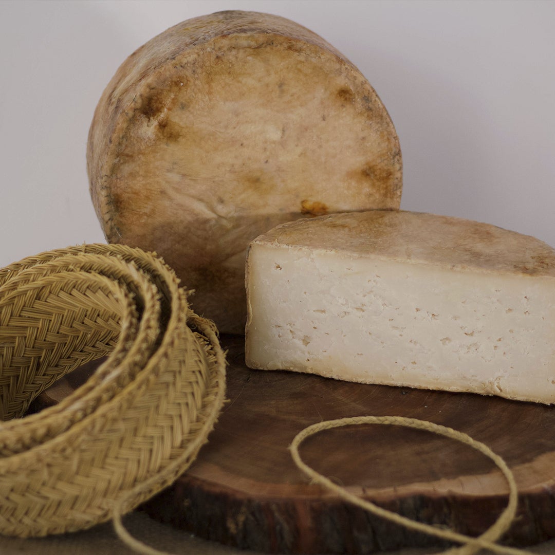 Queso curado a la manteca ibérica de 'Seronés Artesano'