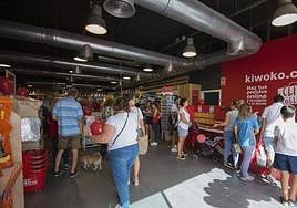 Kiwoko busca personal en Almería.