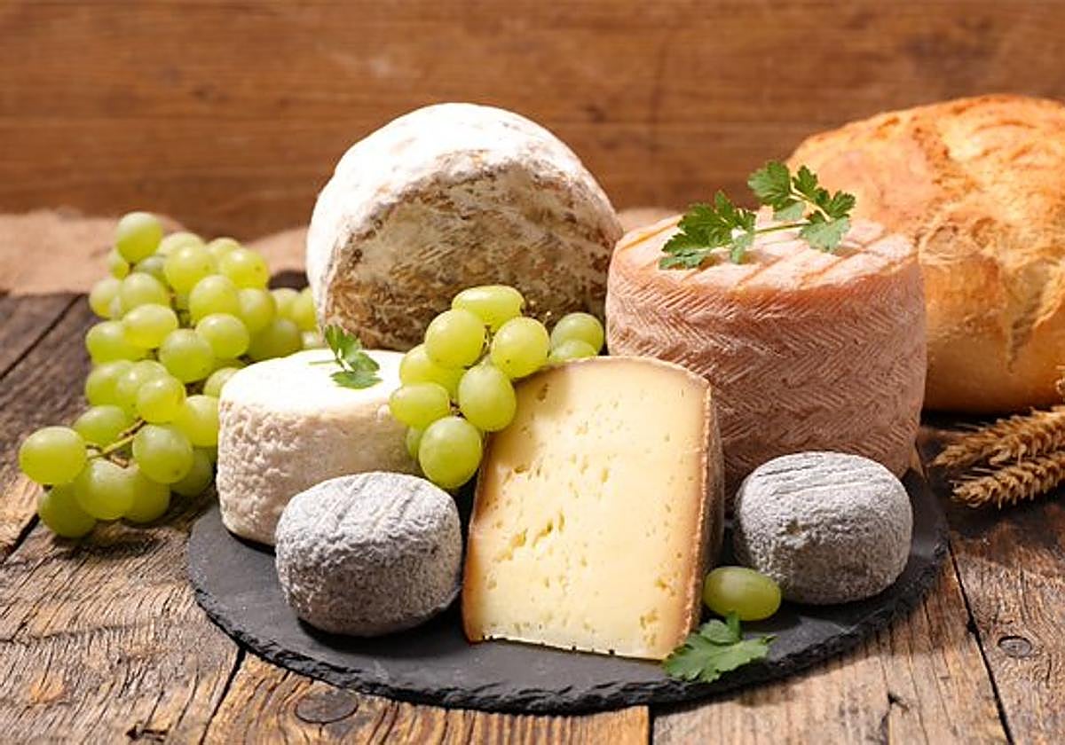 Aviso de la OCU sobre el queso: así es como debes consumirlo.