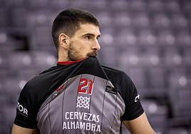 David Iriarte, única baja en el Covirán para la salida al Wizink Center.