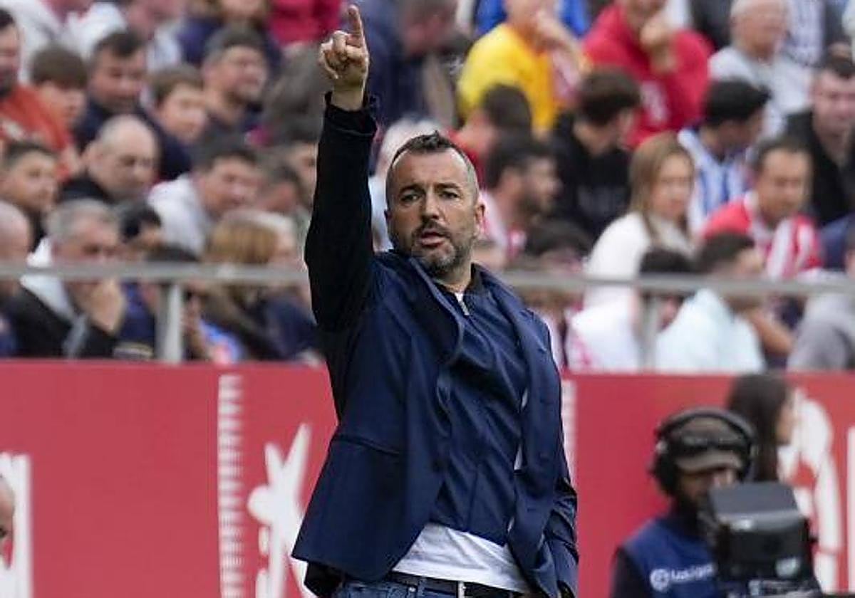 Diego Martínez, durante el último partido del Espanyol.