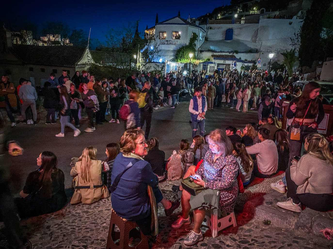 Las imágenes de la madrugada de los Gitanos en el Sacromonte