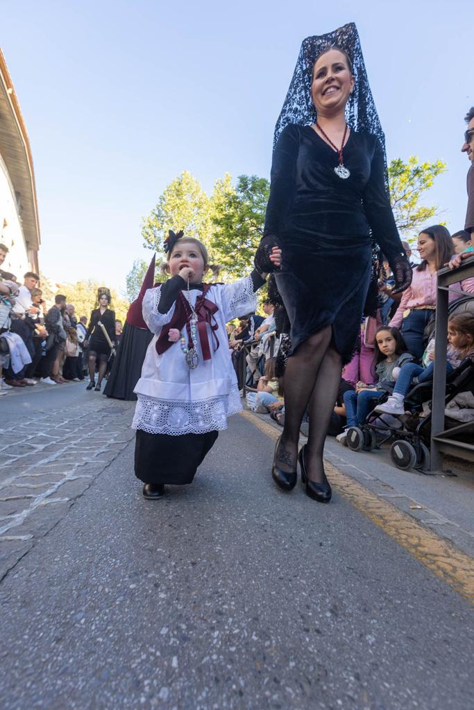 Las mejores imágenes del Viernes Santo en Granada