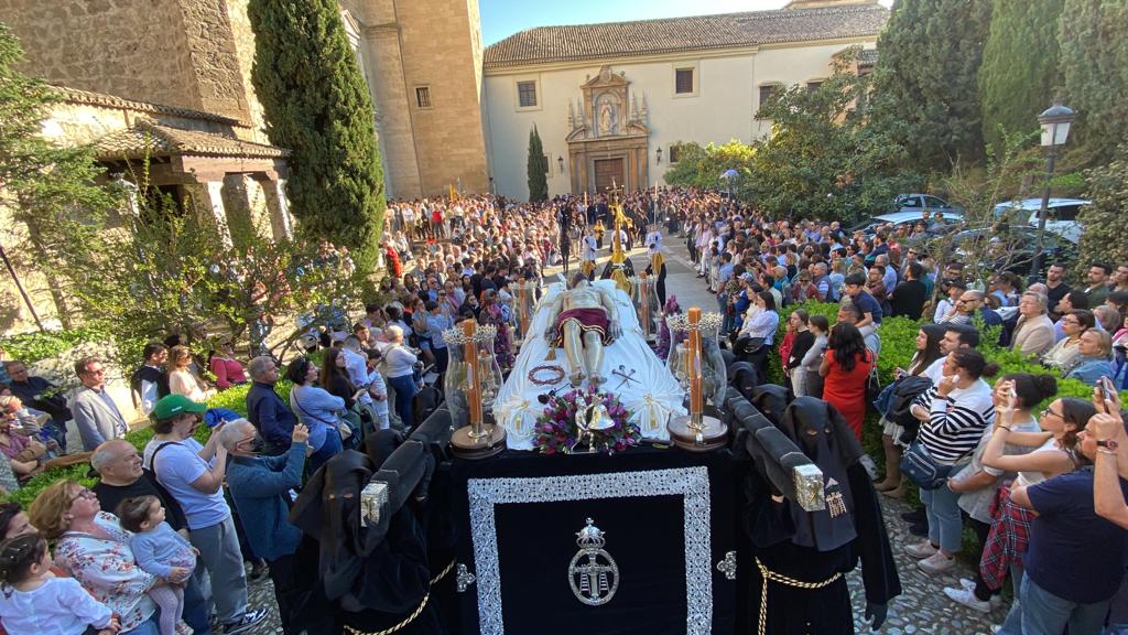 Las mejores imágenes del Viernes Santo en Granada