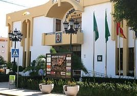 Edificio administrativo del Ayuntamiento de Vícar.