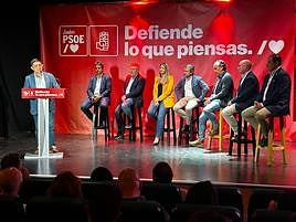 Francisco Reyes durante su intervención en la presentación de los siete candidatos de la comarca de Jaén.