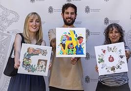 Pablo Valverde, ganador del concurso 'Granada tiene tela', junto a Laura Gil y Olalla Ruiz, las finalistas.