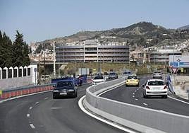Carretera de La Zubia, que contará con una nueva plataforma reservada para buses y VAO