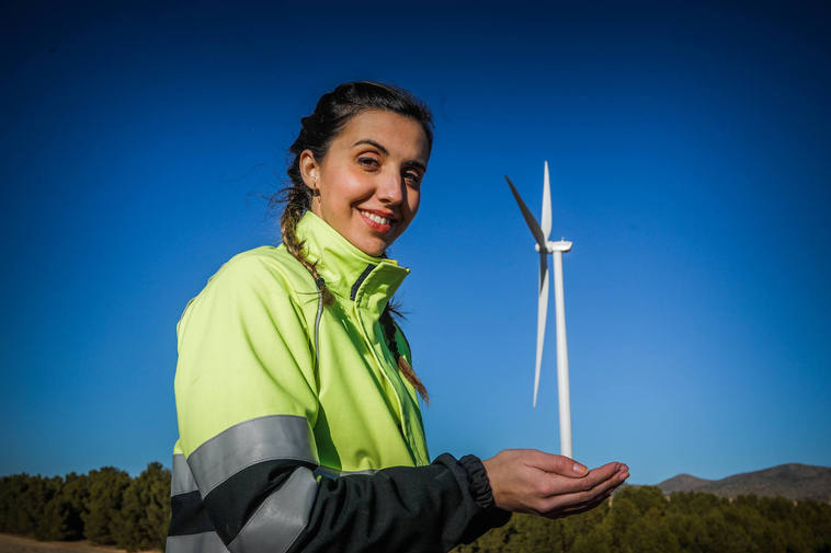 Beatriz Jaldo, la ingeniera granadina que levantó el molino de Guadi8x.